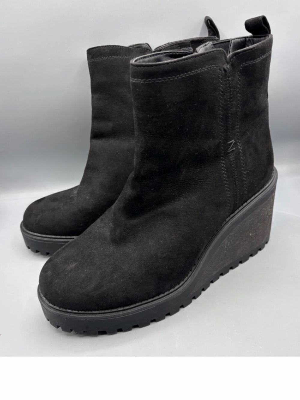 Torrid Black Wedge Ankle Boots US 9.5 WW Faux Suede Chunky